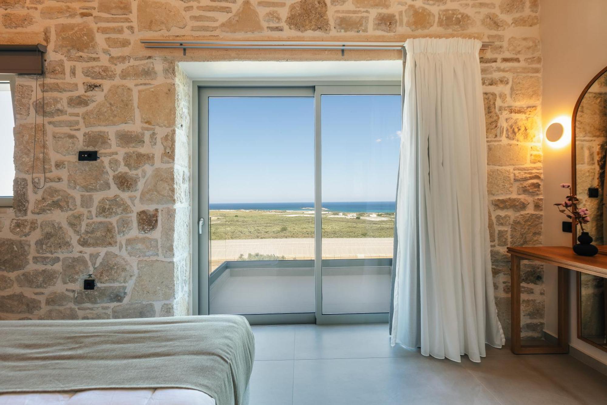 Petras Luxury Villa *
